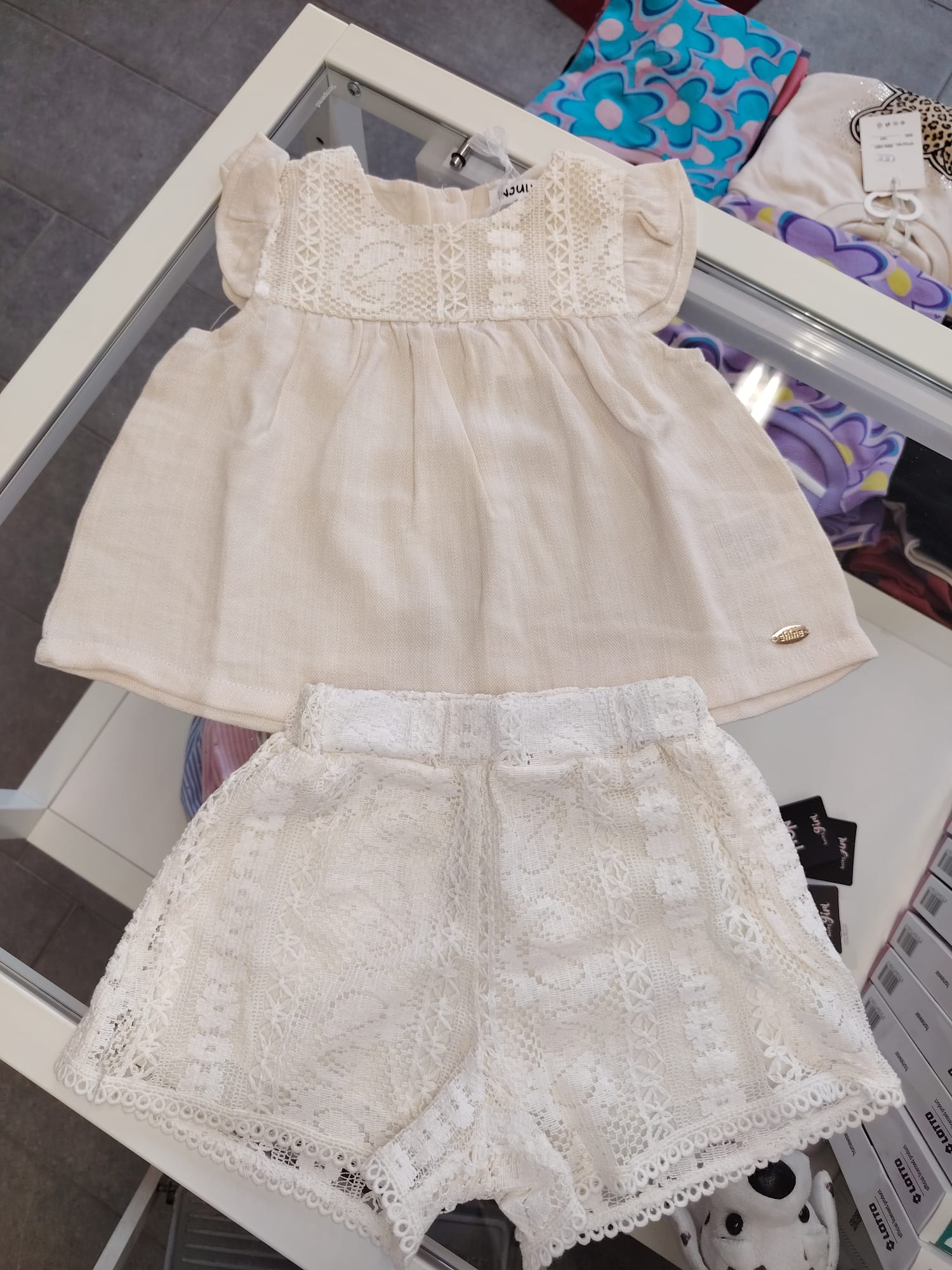 COMPLETO RICAMATO NEONATA